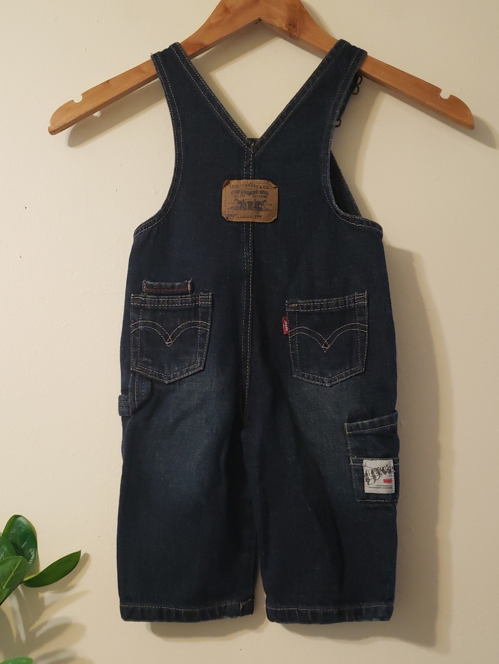 Levi's Infant Dark Wash Denim Overall - Style 469 - 12M (EUC)